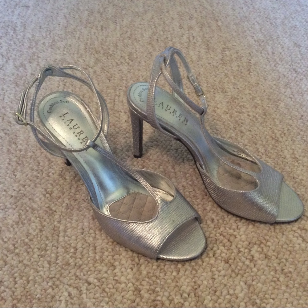 Silver t-strap Lauren sandal
